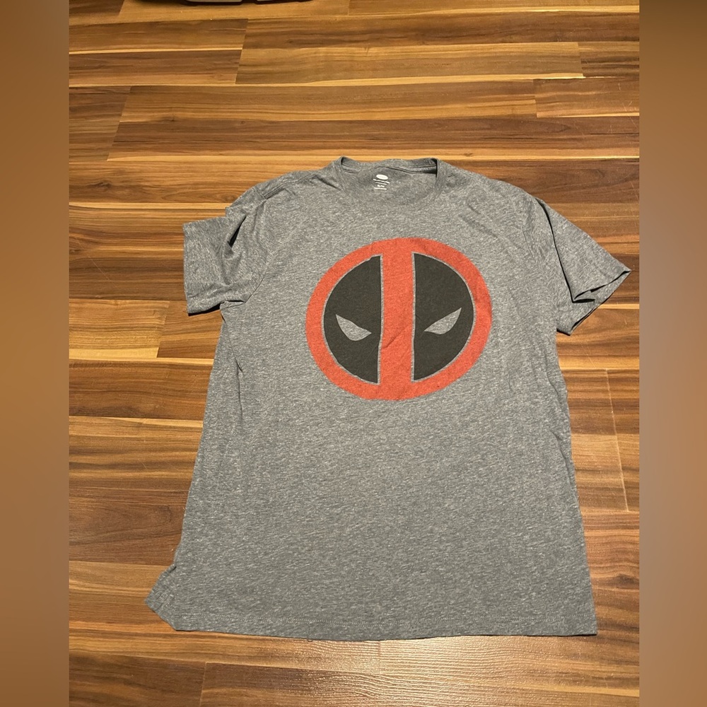 ⭐️TAKE 50% OFF⭐️ Old Navy T-shirt